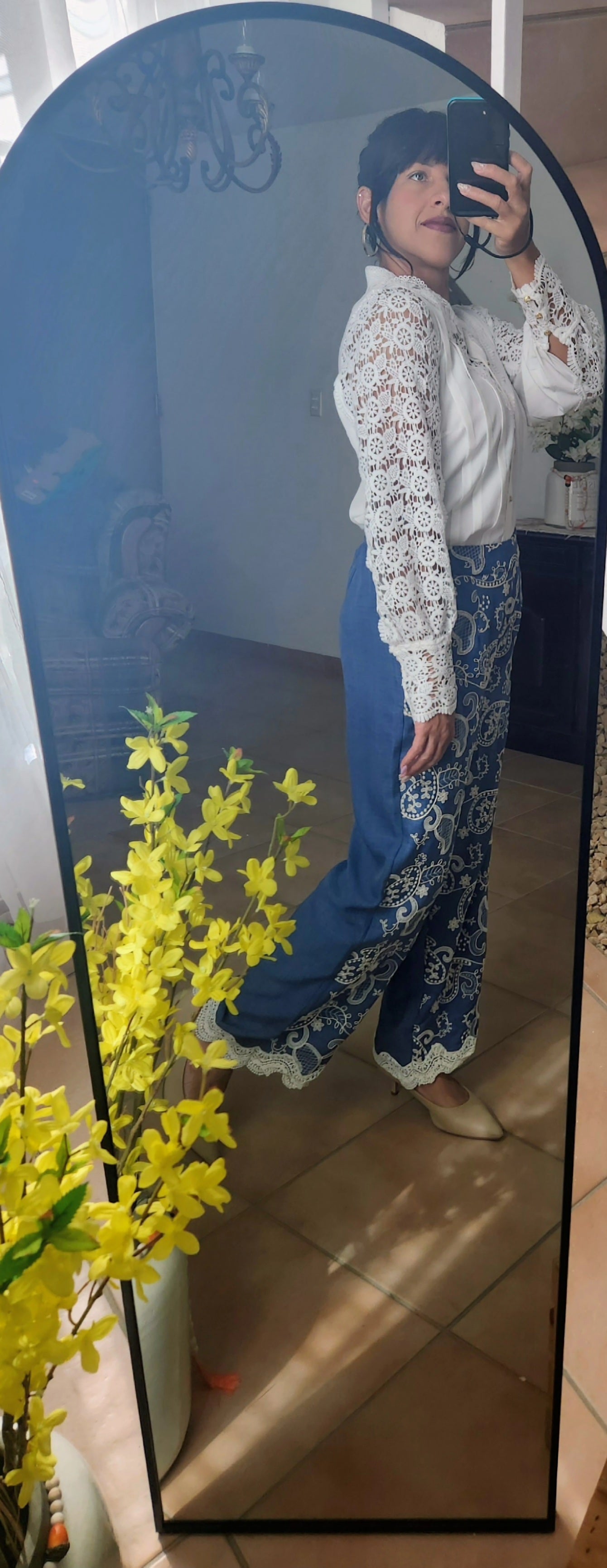 ****White embroidered top