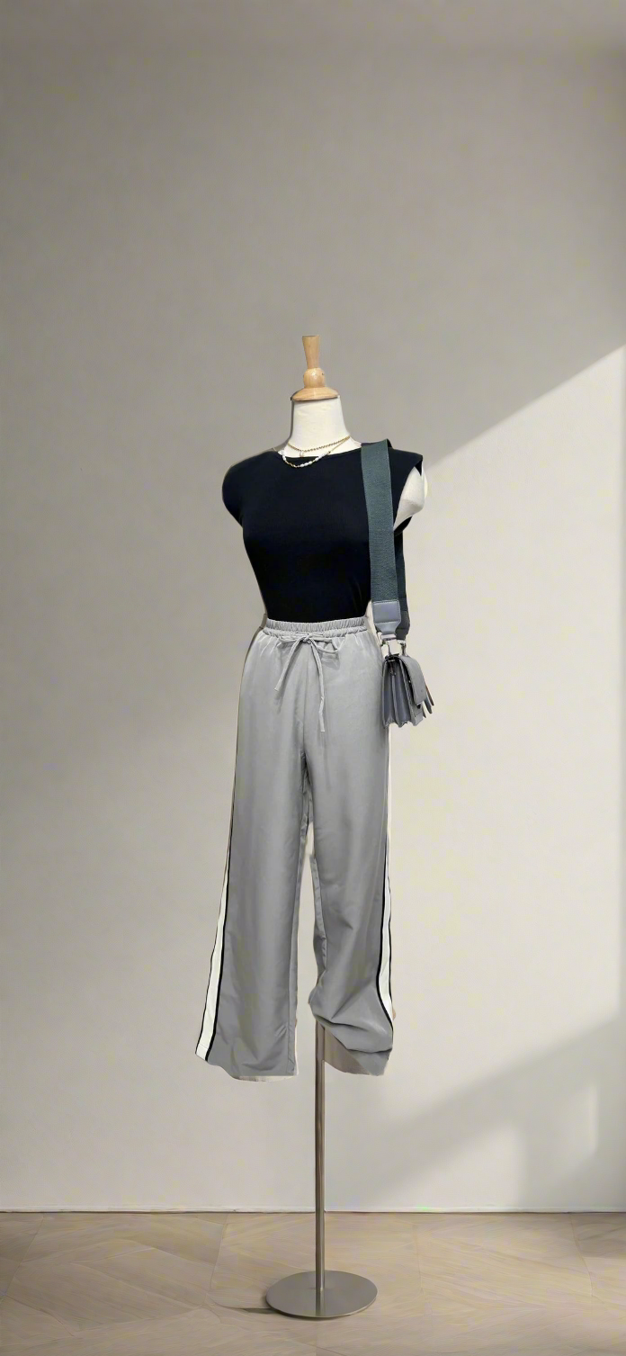 *Dressy/urban pants [gray]