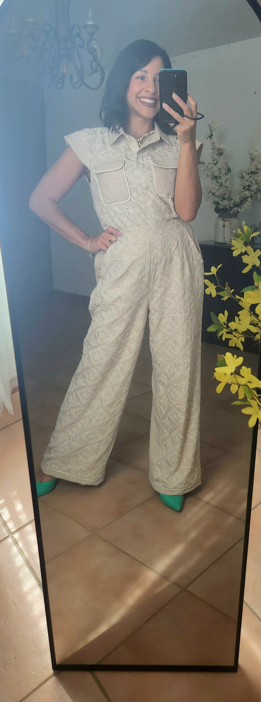 ***Embroidered tan set]